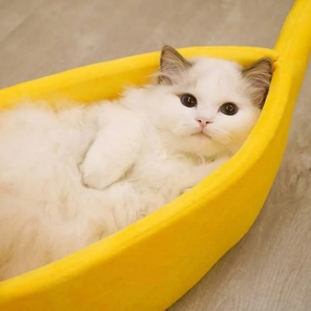 Yellow Banana Cat Bed, Cute Banana Puppy Pad Kennel Warm and Soft Pet Cat Supplies Kitten Puppy Bed